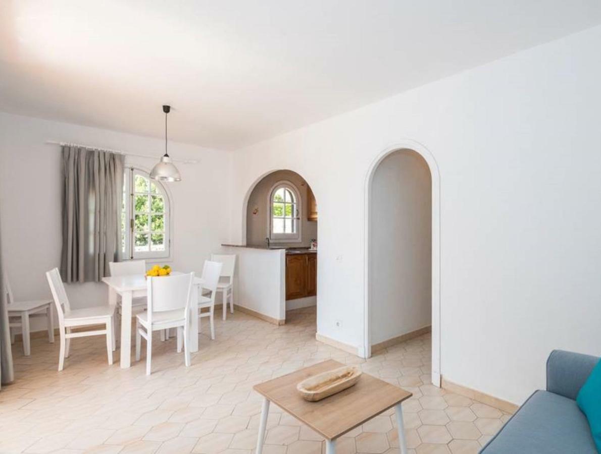 Appartamento Girasol Garden Superior 2-B Son Bou Esterno foto
