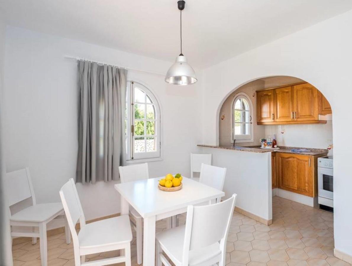 Appartamento Girasol Garden Superior 2-B Son Bou Esterno foto